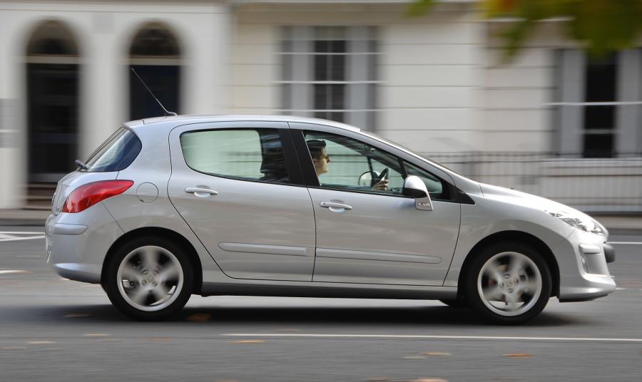 Peugeot 308 2007 года  (фото 42 из 125)